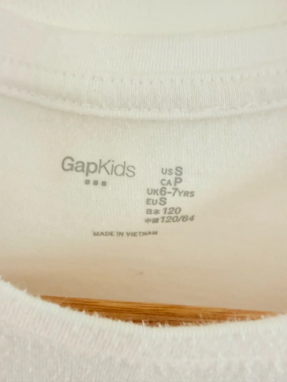 GAP Kids Graphic‎ Sequin Flip Top Tee Summer Hat Sunglasses Shirt Size S